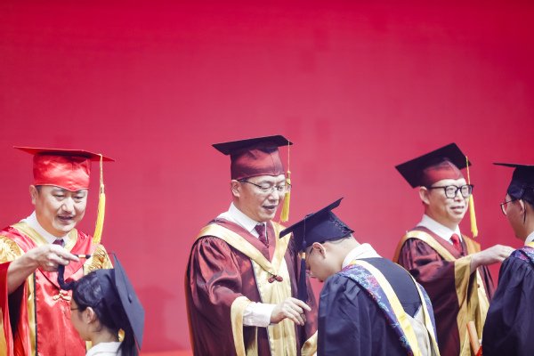 Huang Jiangkun and