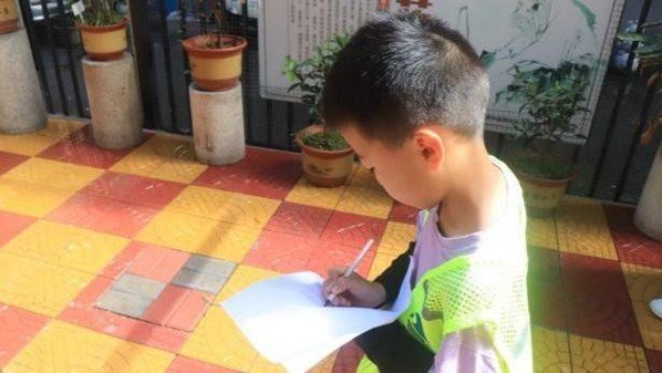 通过防溺水急救实操