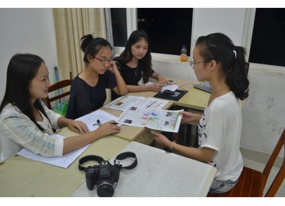 608 作者