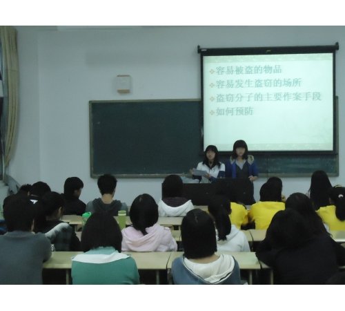 582 作者