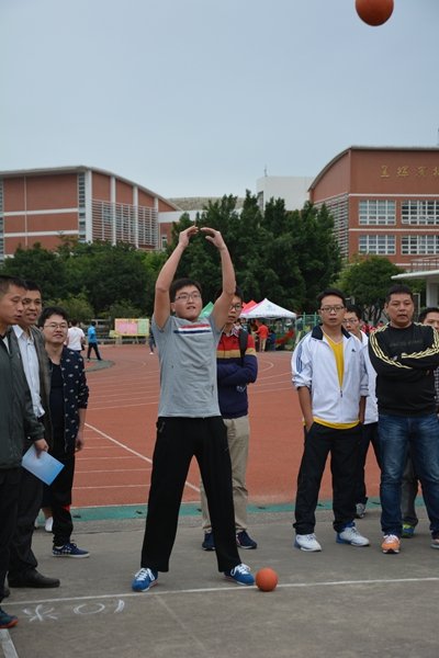 翻滚吧,足球! (宣浩摄)
