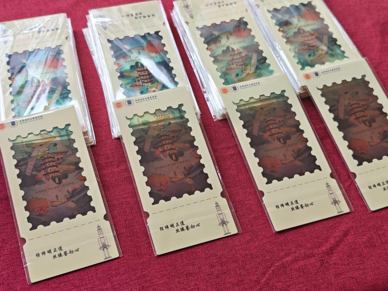 教务处等职能部门负责人与报到新生莅临