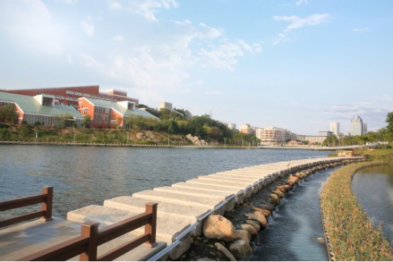 Campus Lake(workin